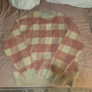 NWOT Source Unknown Sweater Size S/M in Pink and Beige.